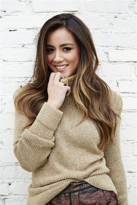 chloe bennet fansite